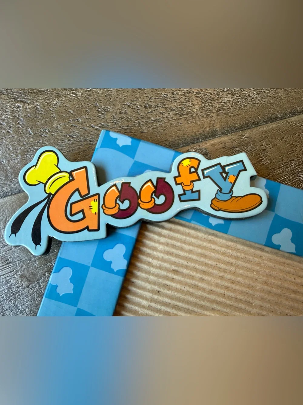 Retro Disney Goofy Photo Frame Blue Checkered 3D Character Decor